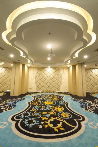 Park View Hotel 4*